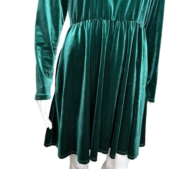 Hot Topic Velvet Green Long Sleeve Dress SM - Picture 3 of 8